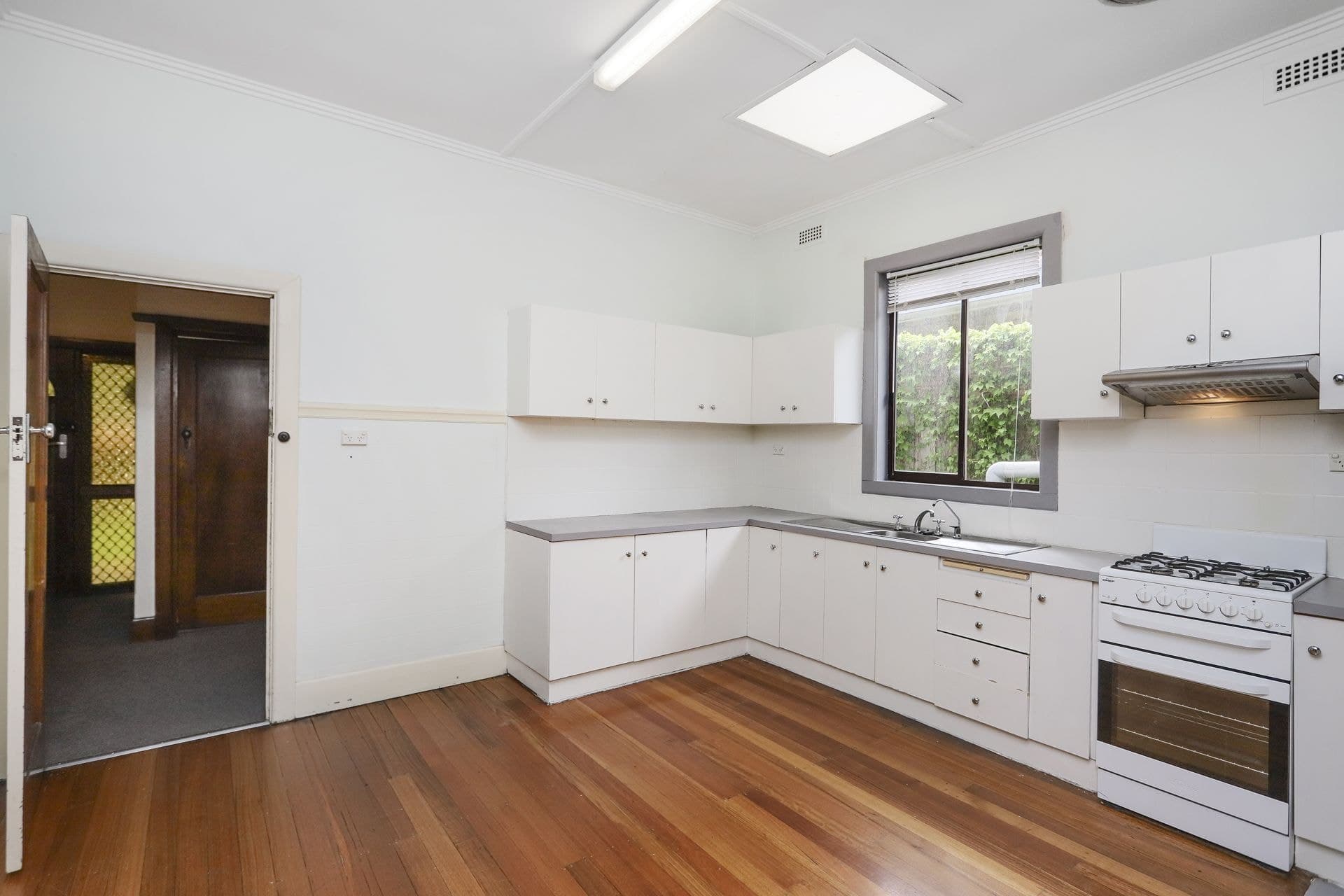 235 Francis Street Yarraville VIC, Yarraville - Thumbnail 6