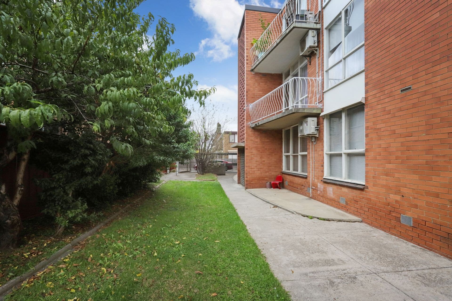 9/17 Gordon Street Footscray VIC, Footscray - Thumbnail 2