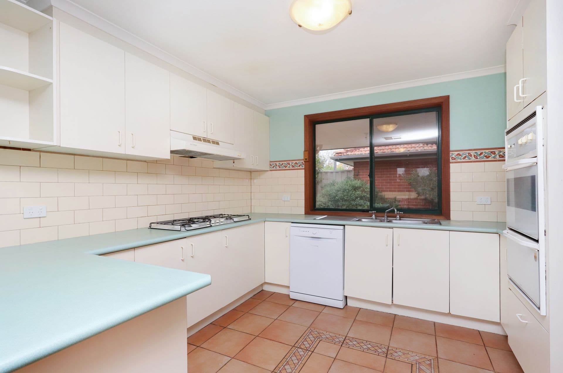 1/5 Manning Street Altona VIC, Altona - Thumbnail 3