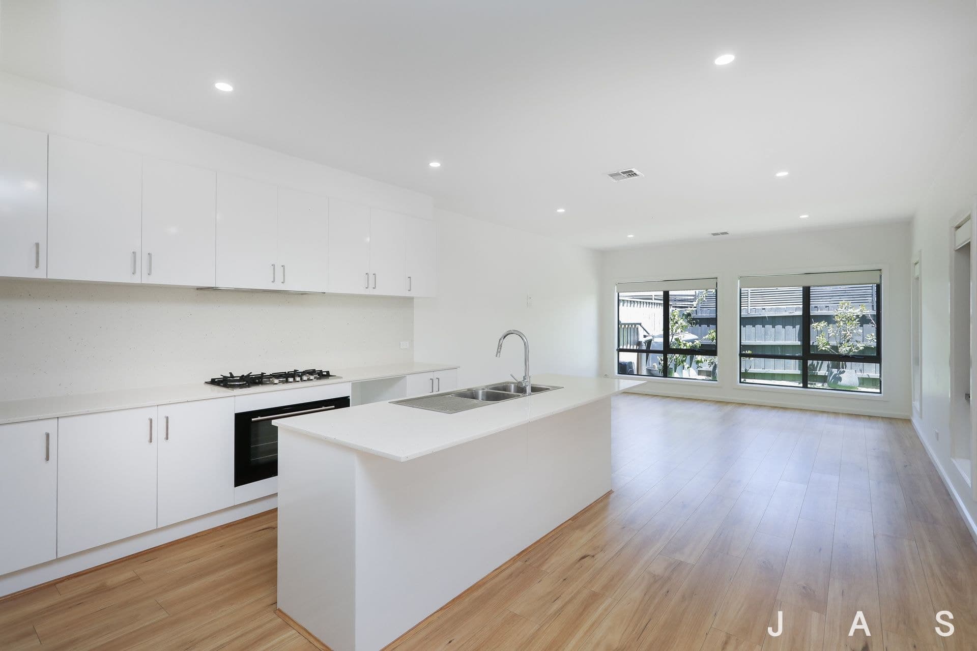 14 Salisbury Street Yarraville VIC, Yarraville - Thumbnail 4