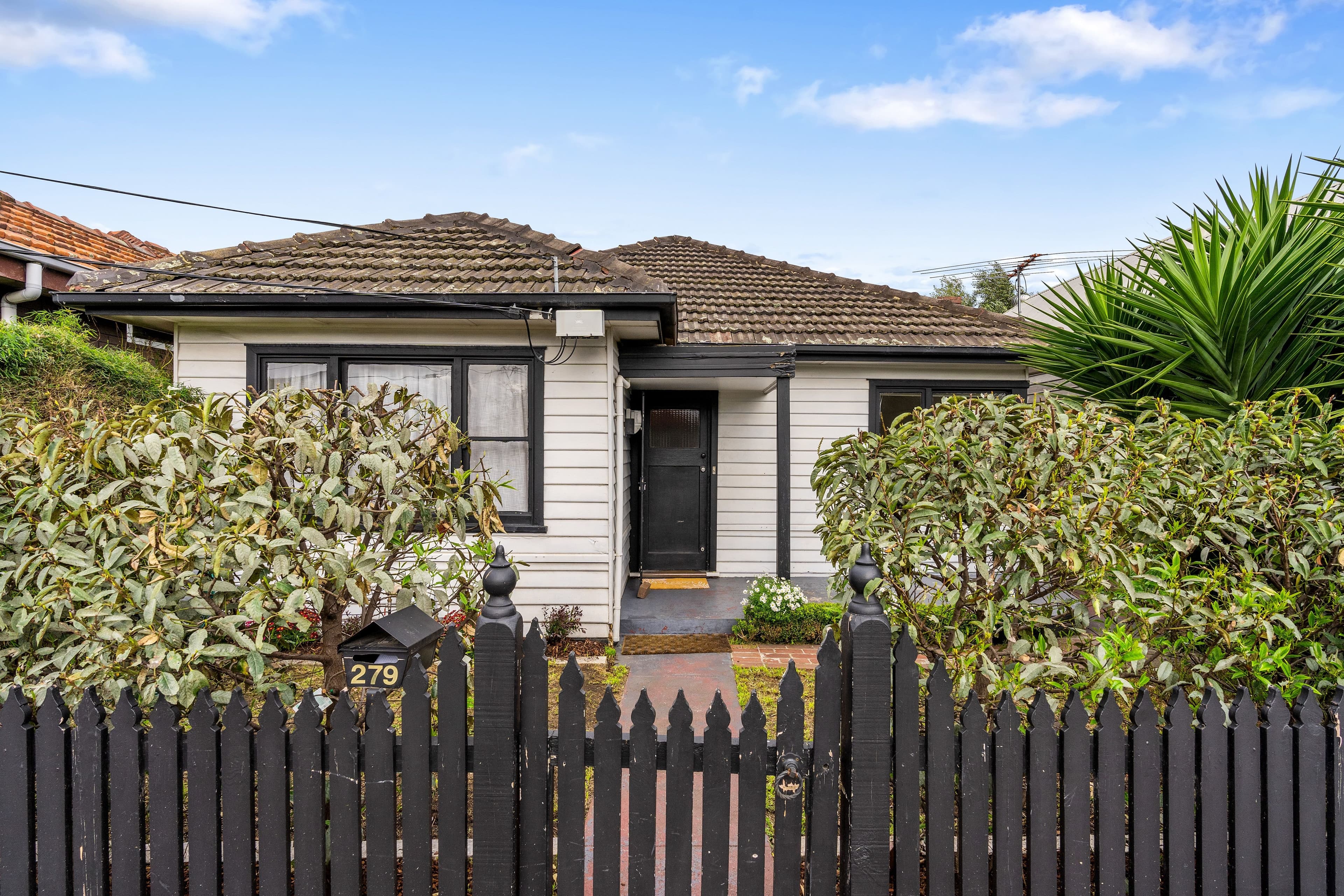 279 Hyde Street Yarraville VIC, Yarraville - Thumbnail 2