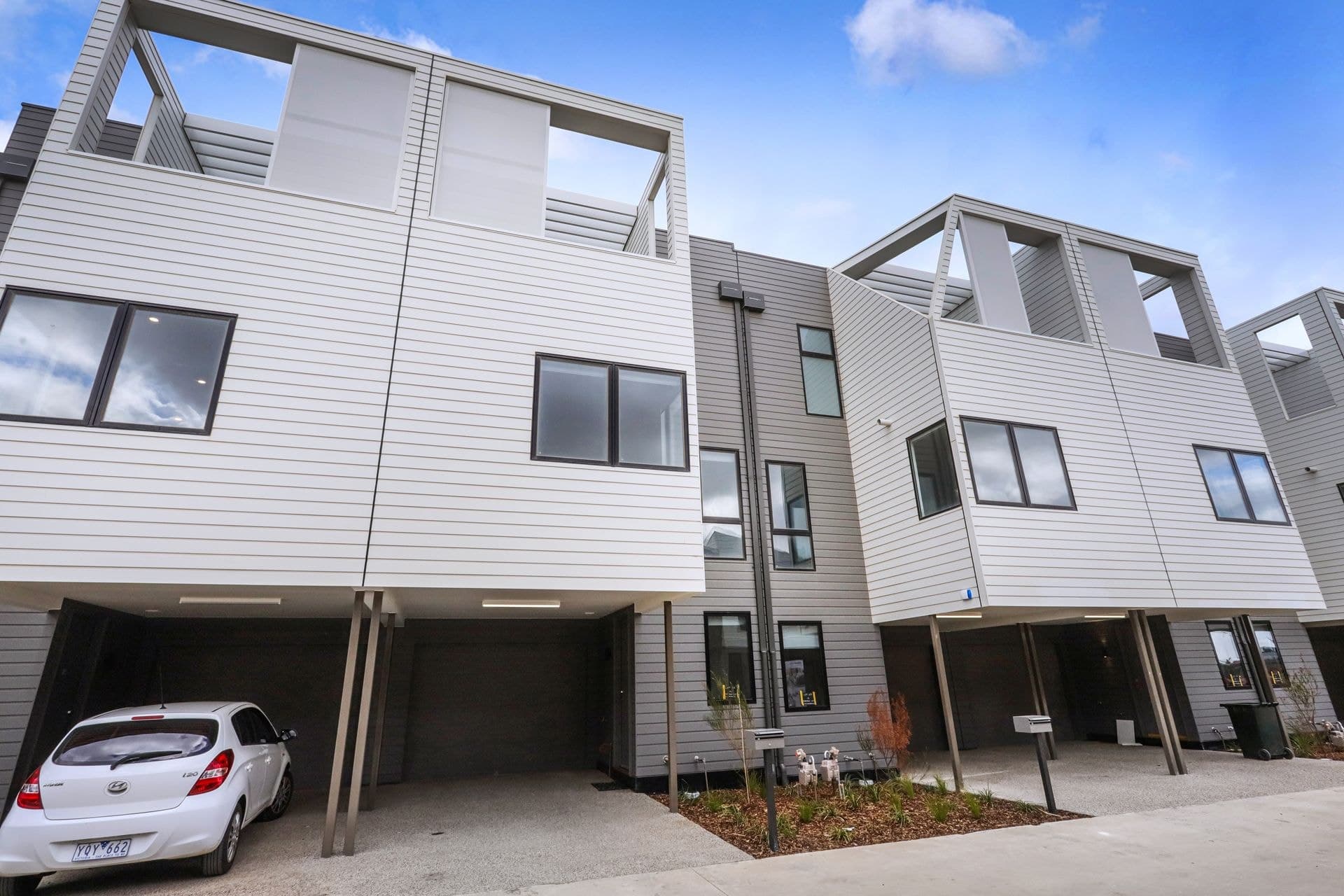14 Tedesco Circuit, Williamstown North, Williamstown North - Thumbnail 2