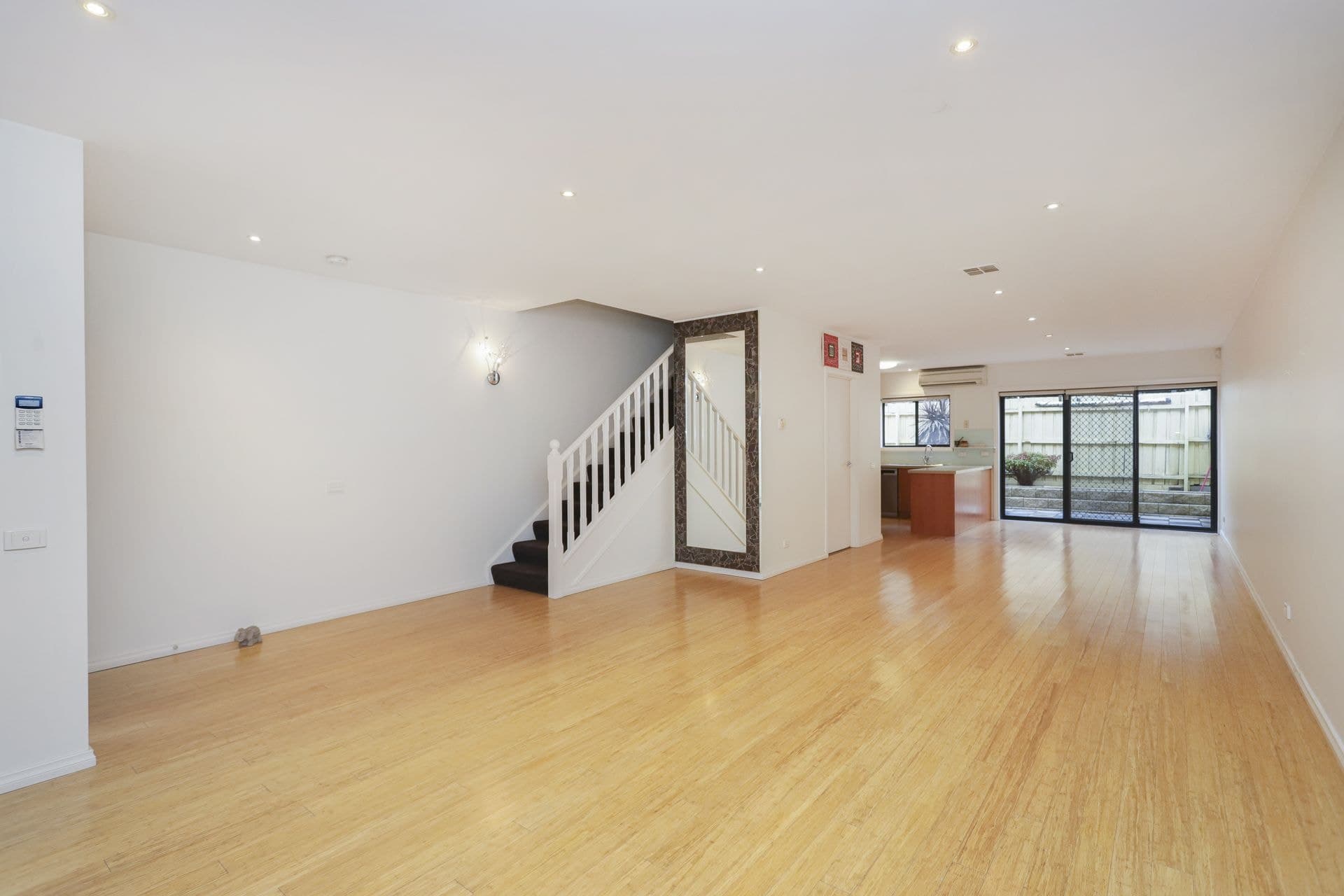22/127-129 Somerville Road Yarraville VIC, Yarraville - Thumbnail 4