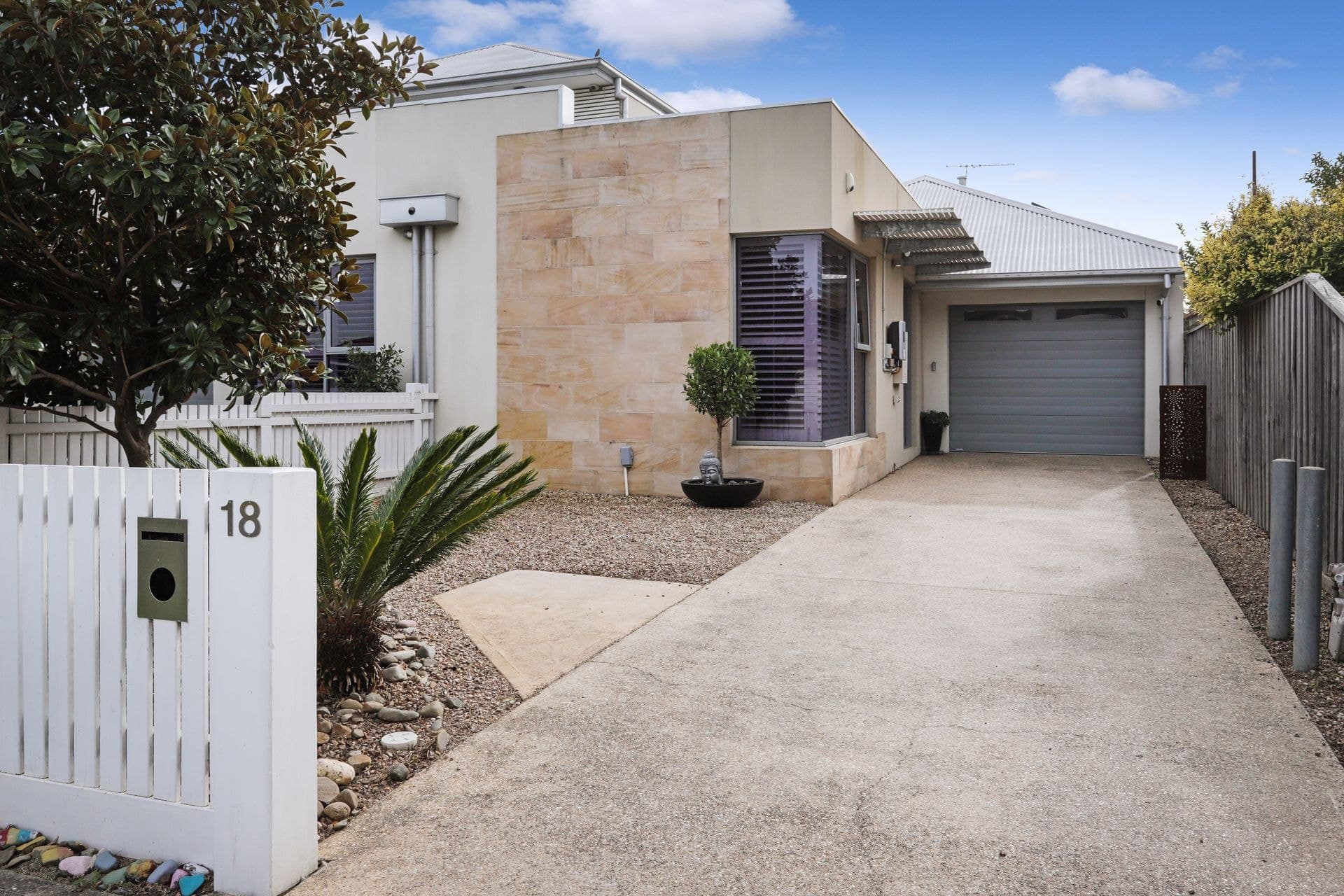 18 Jeffrey Avenue Altona North VIC, Altona North - Thumbnail 2