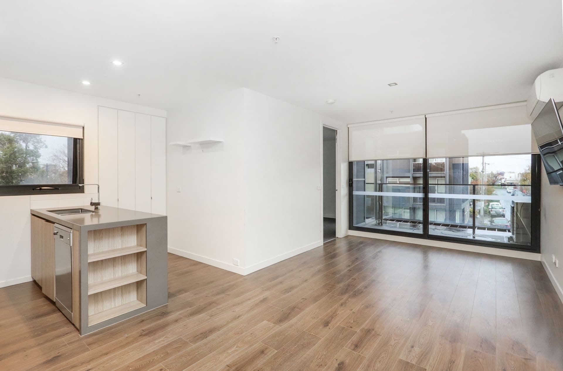 102/90 Buckley Street Footscray VIC, Footscray - Thumbnail 4