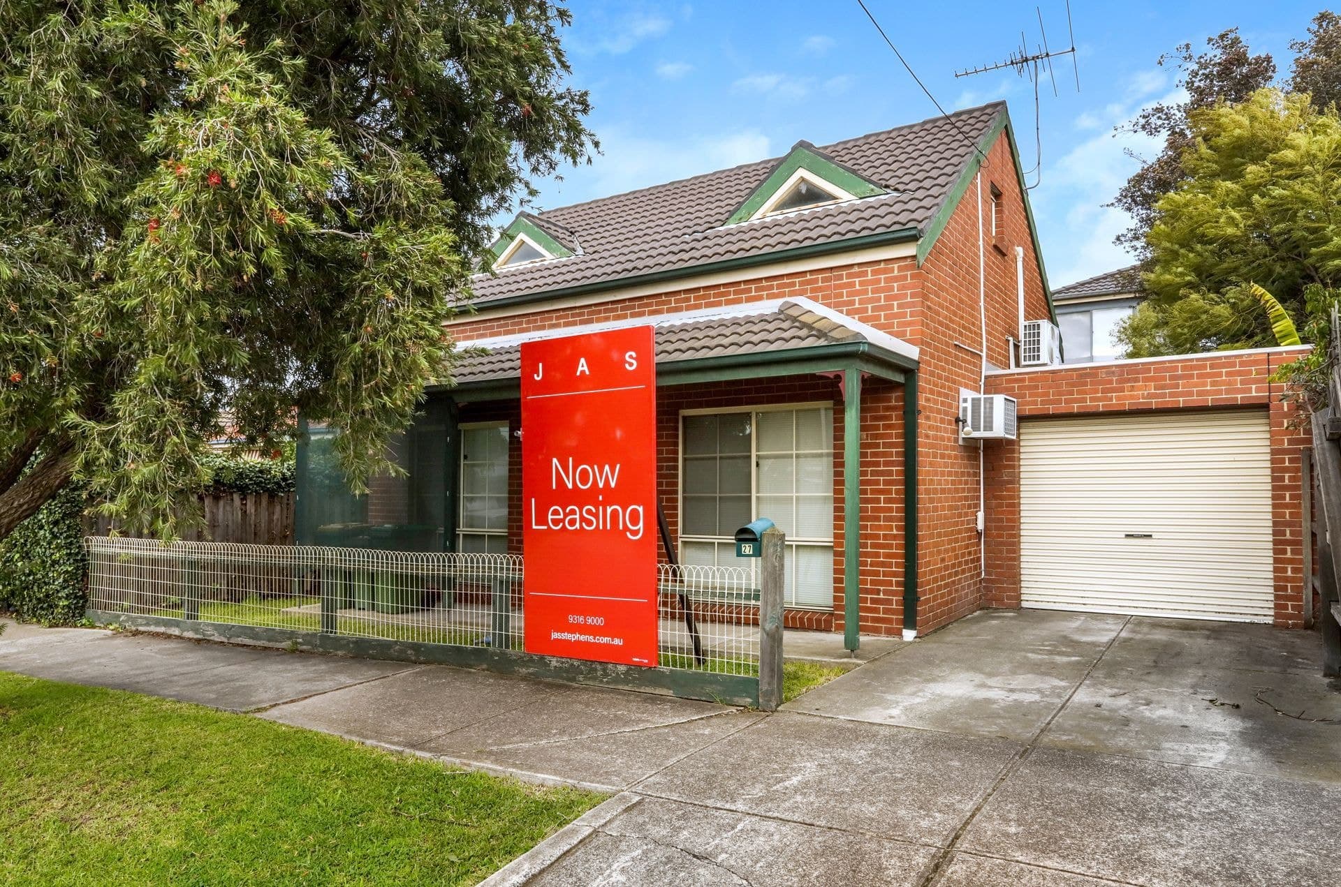 27 Charlotte Street Yarraville VIC, Yarraville - Thumbnail 2
