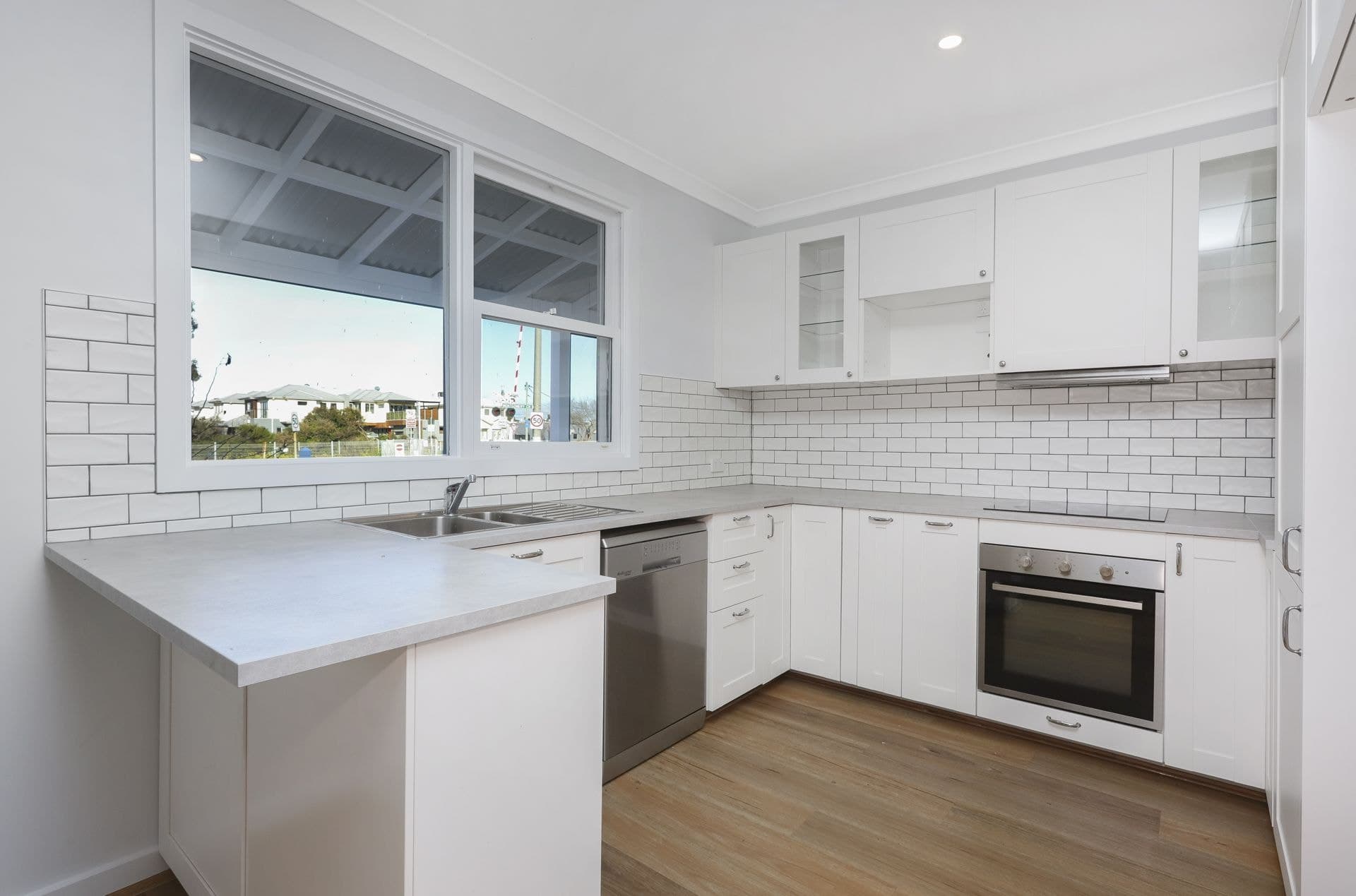 12 Montgomery Crescent, Spotswood, Spotswood - Thumbnail 7
