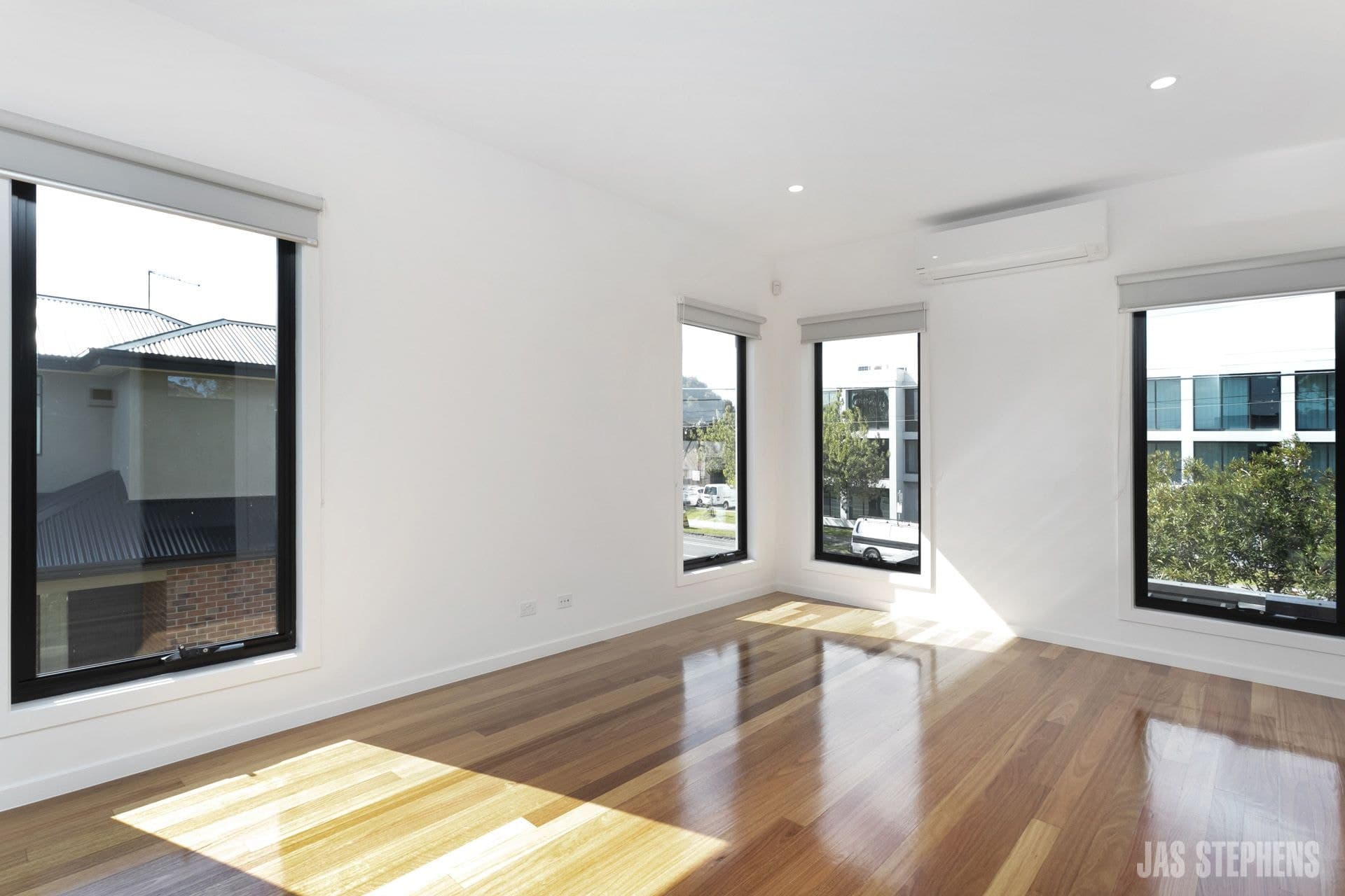 1/198 Hyde Street Yarraville VIC, Yarraville - Thumbnail 4