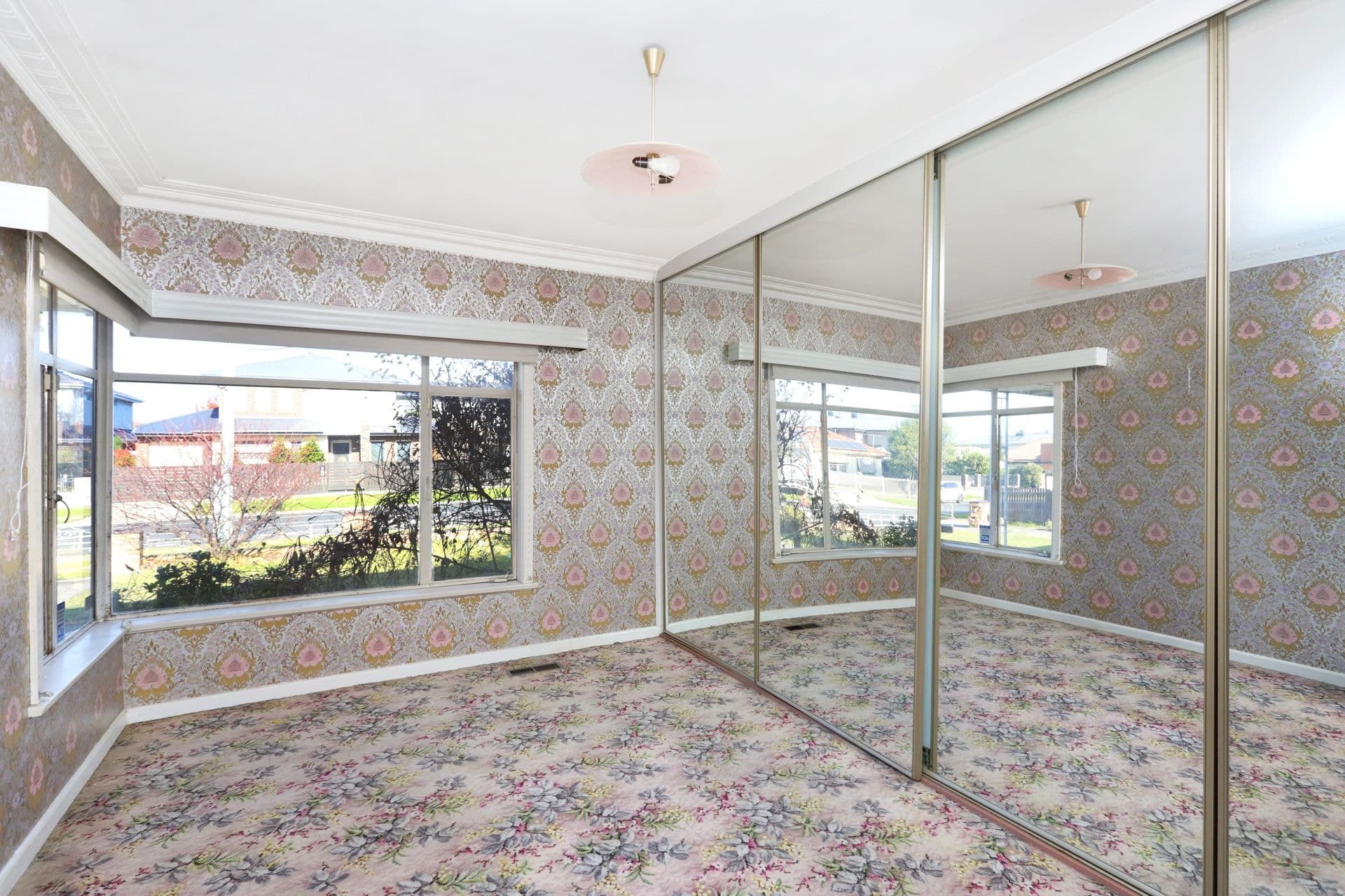 72 The Avenue Spotswood VIC, Spotswood - Thumbnail 3
