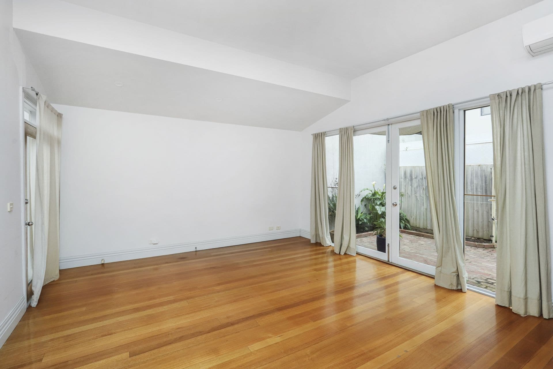 23 Victoria Street Footscray VIC, Footscray - Thumbnail 6