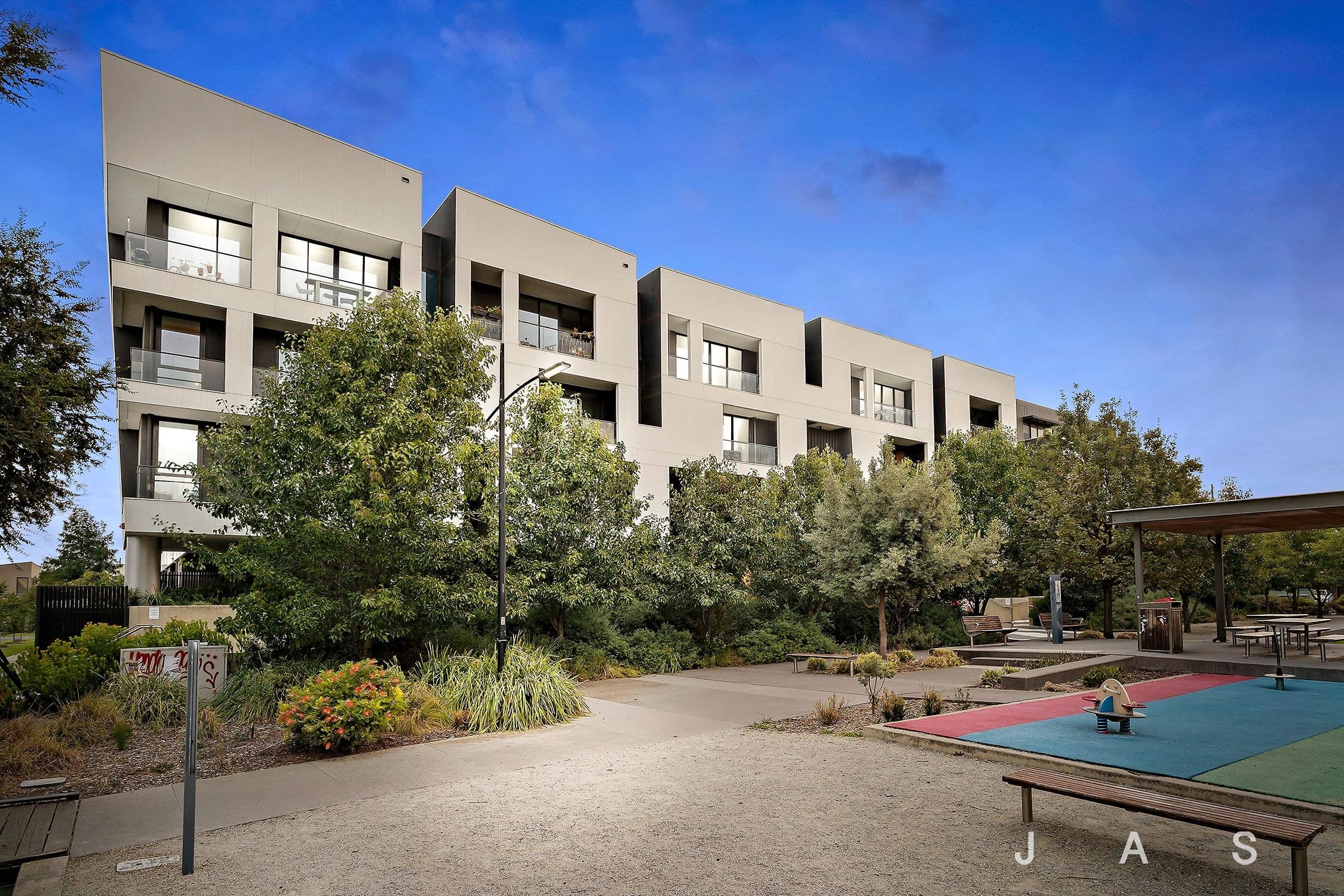 224/9 Hewitt Avenue Footscray VIC, Footscray - Thumbnail 2