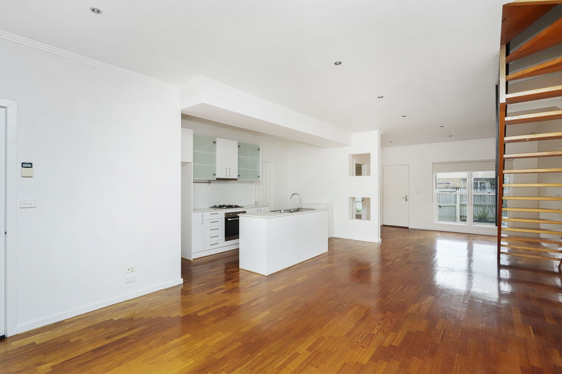 2/59-61 Elizabeth Street Newport VIC, Newport - Thumbnail 4