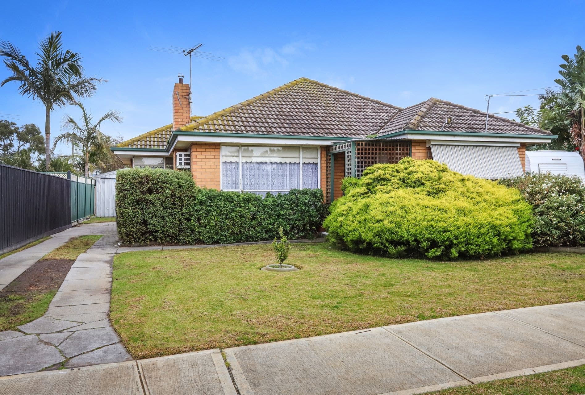 1 Newton Court Seaholme VIC, Seaholme - Thumbnail 2
