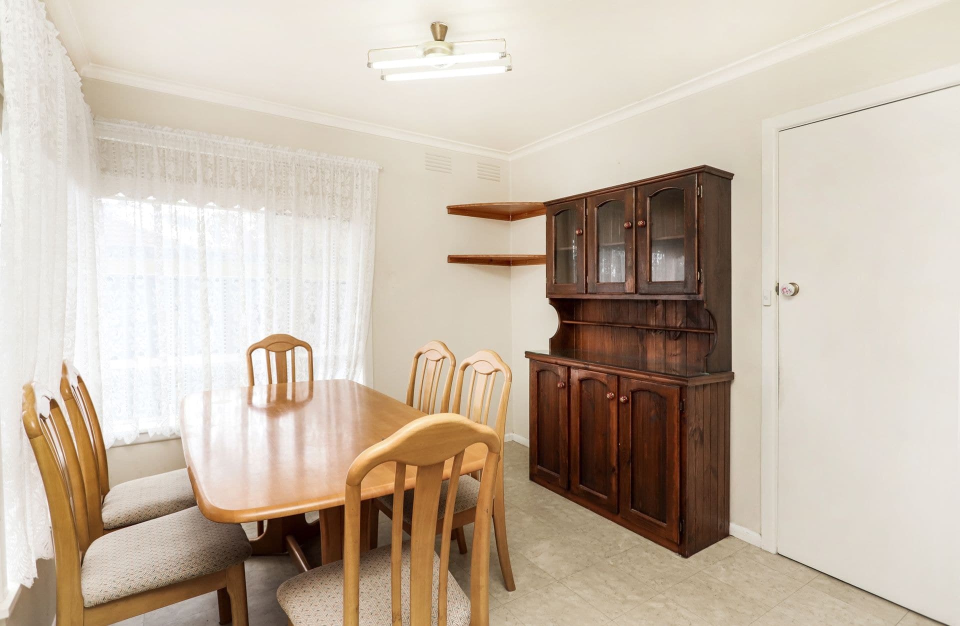 1 Newton Court Seaholme VIC, Seaholme - Thumbnail 4