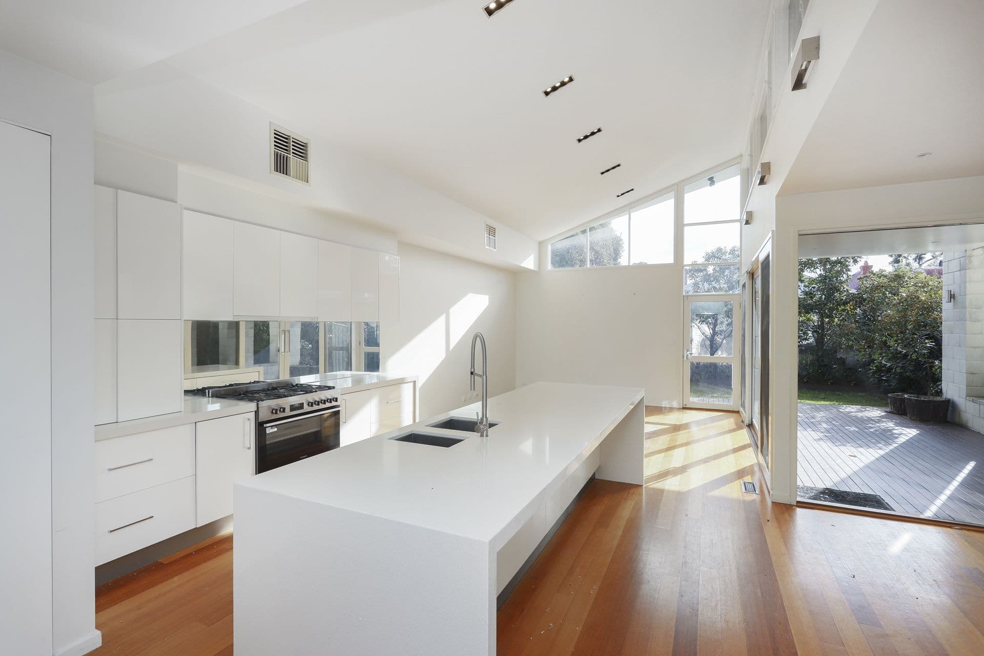 12 Burns Street Yarraville VIC, Yarraville - Thumbnail 3