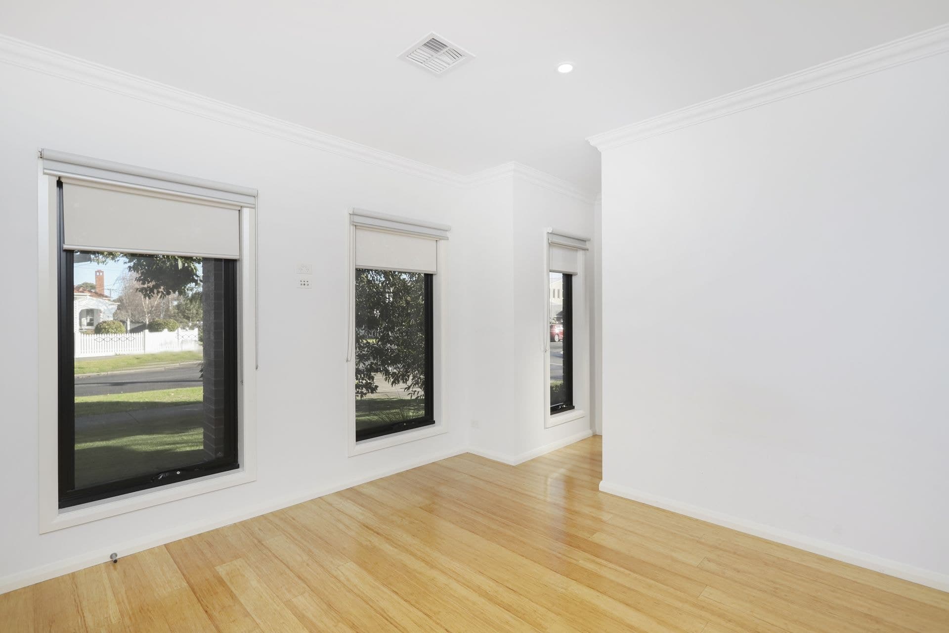 6 Benbow Street Yarraville VIC, Yarraville - Thumbnail 3