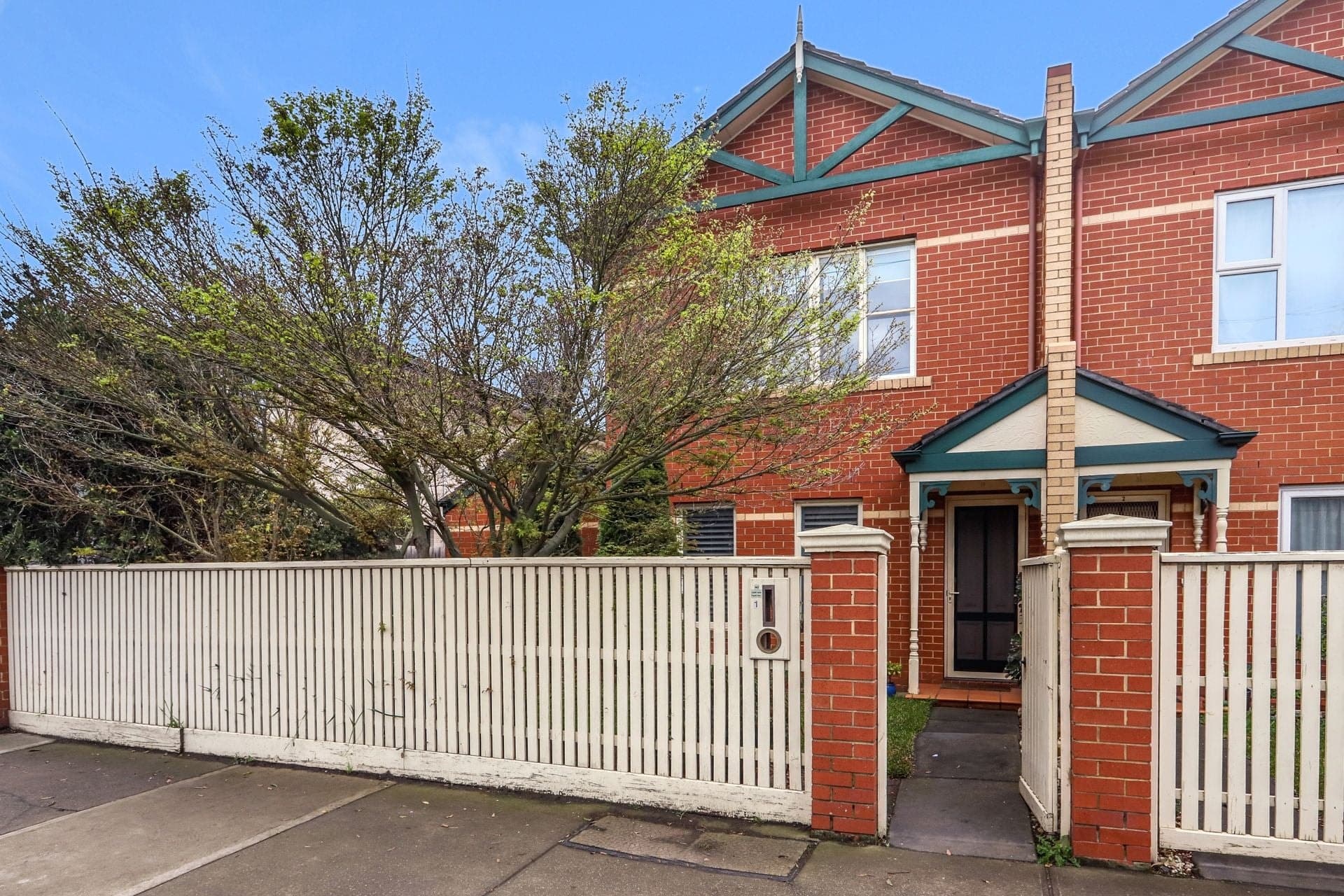 1/296 Somerville Road Kingsville VIC, Kingsville - Thumbnail 2
