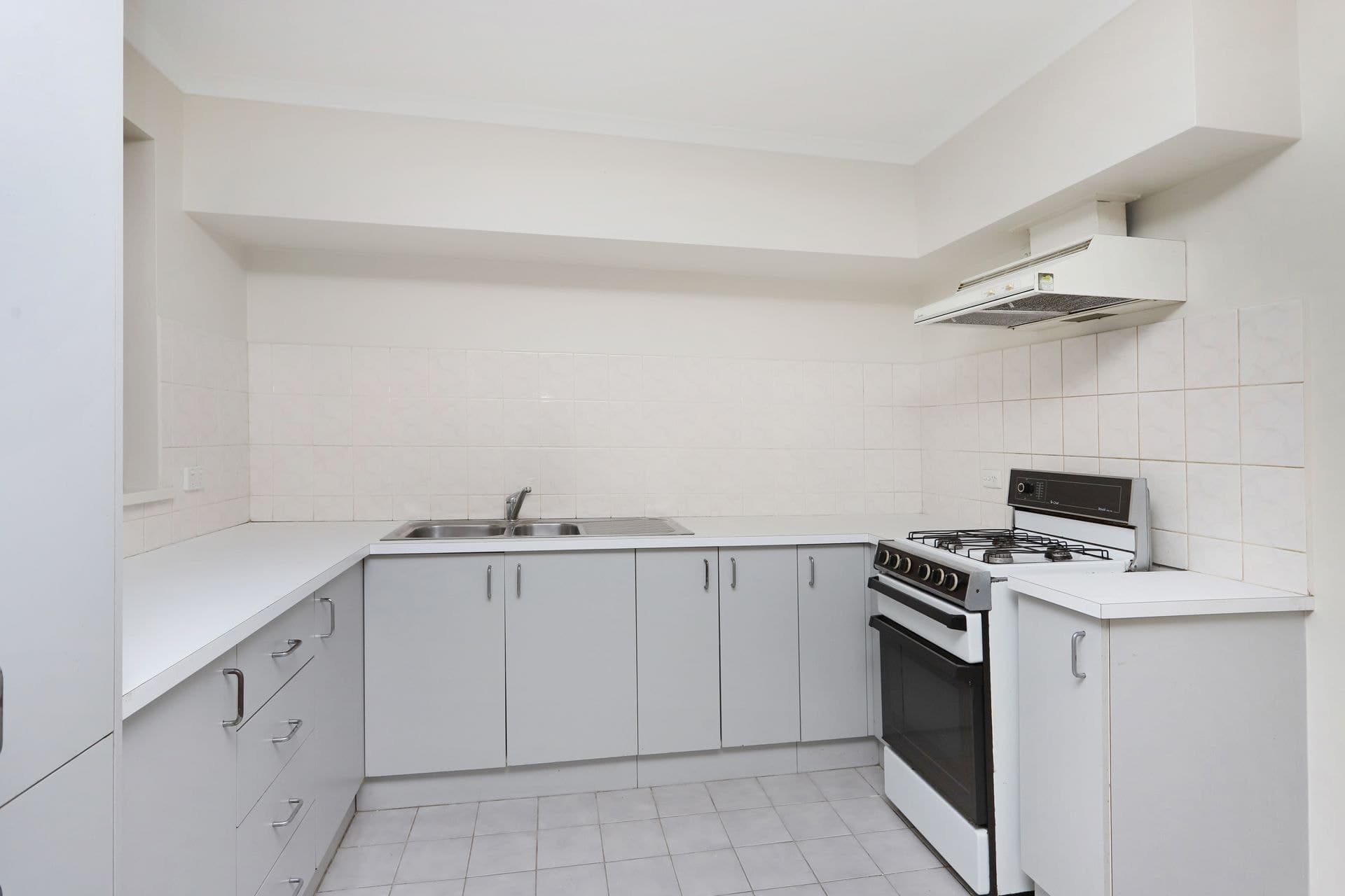 16 Liddy Street Kensington VIC, Kensington - Thumbnail 4