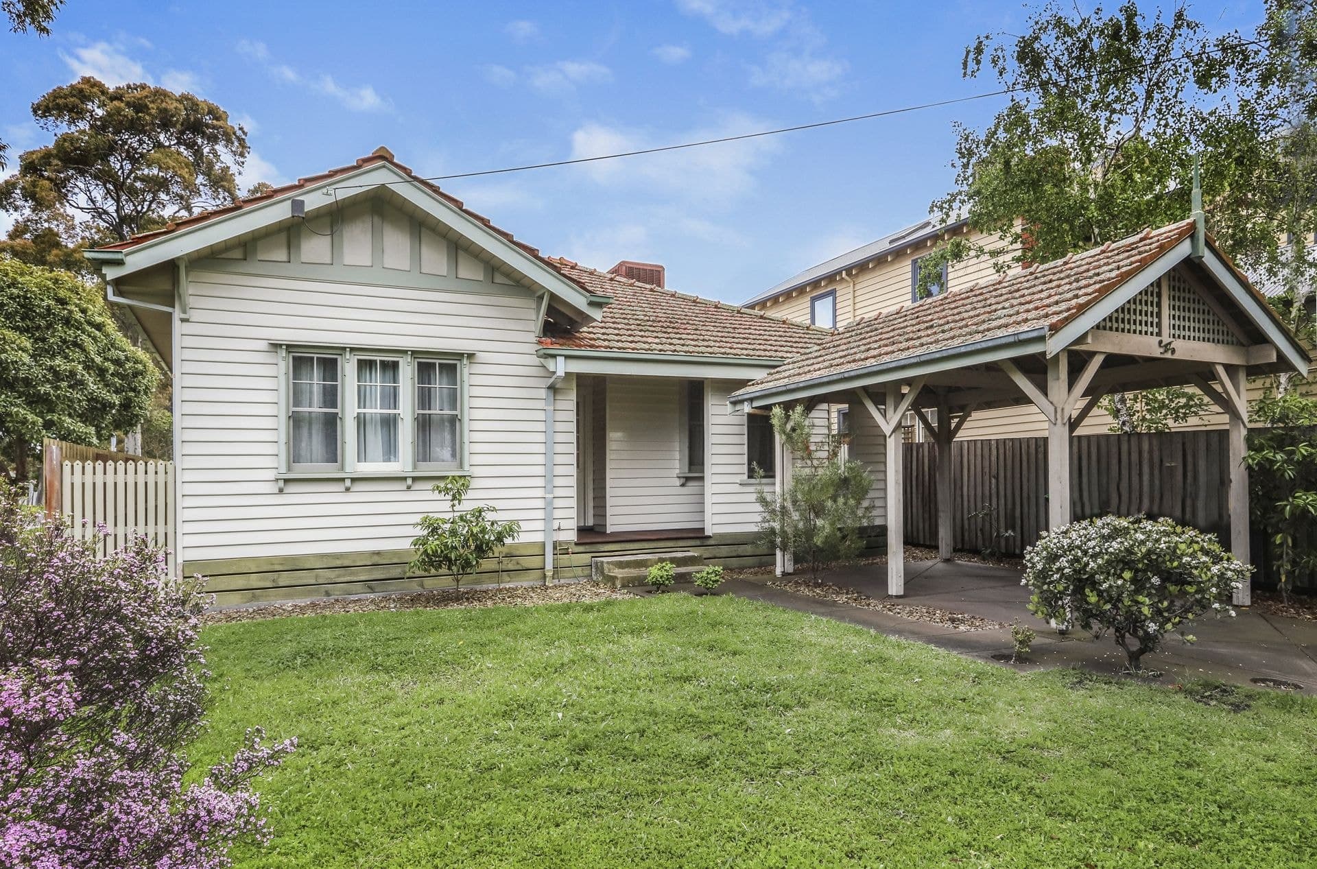 82 Newcastle Street Newport VIC, Newport - Thumbnail 2