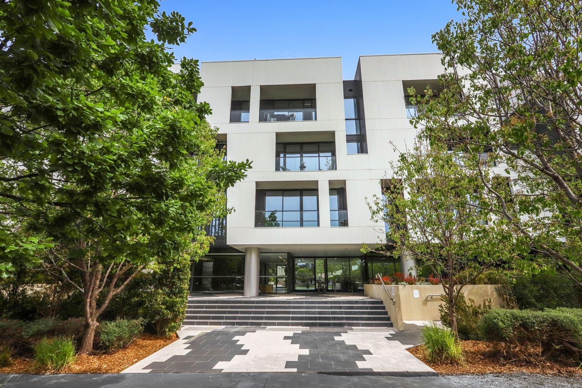 4/9 Hewitt Avenue Footscray VIC, Footscray - Thumbnail 2