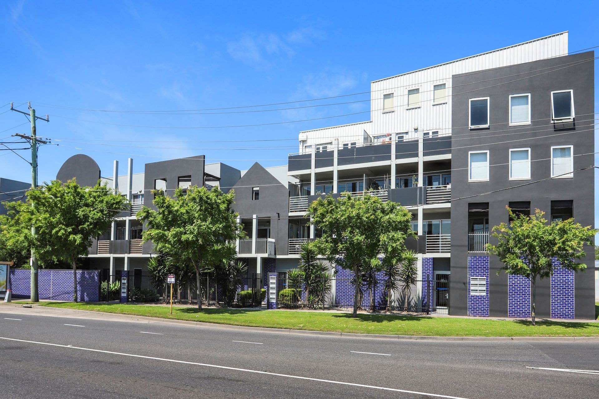2/185 Francis Street Yarraville VIC, Yarraville - Thumbnail 2