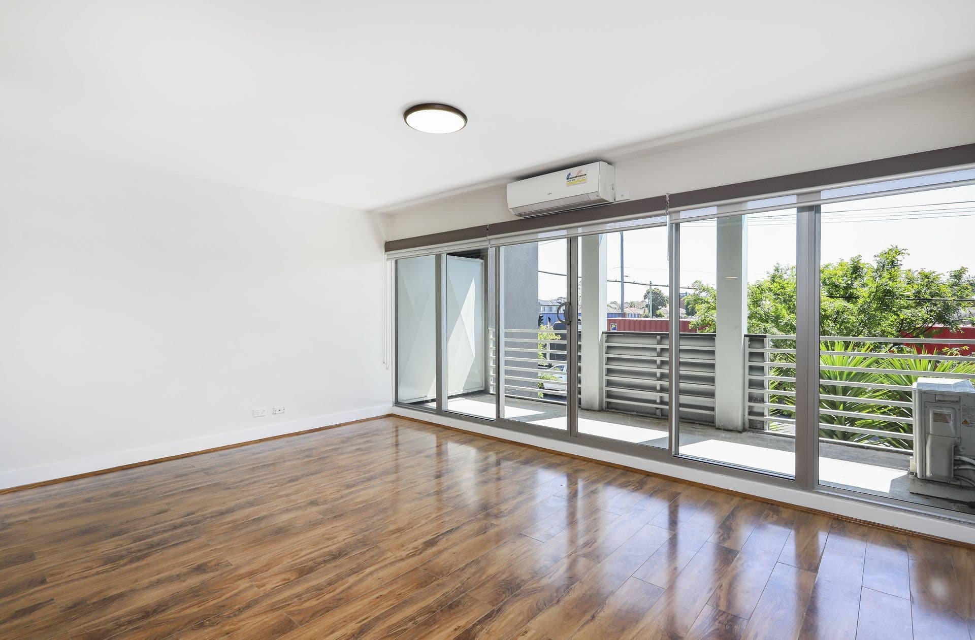 2/185 Francis Street Yarraville VIC, Yarraville - Thumbnail 4