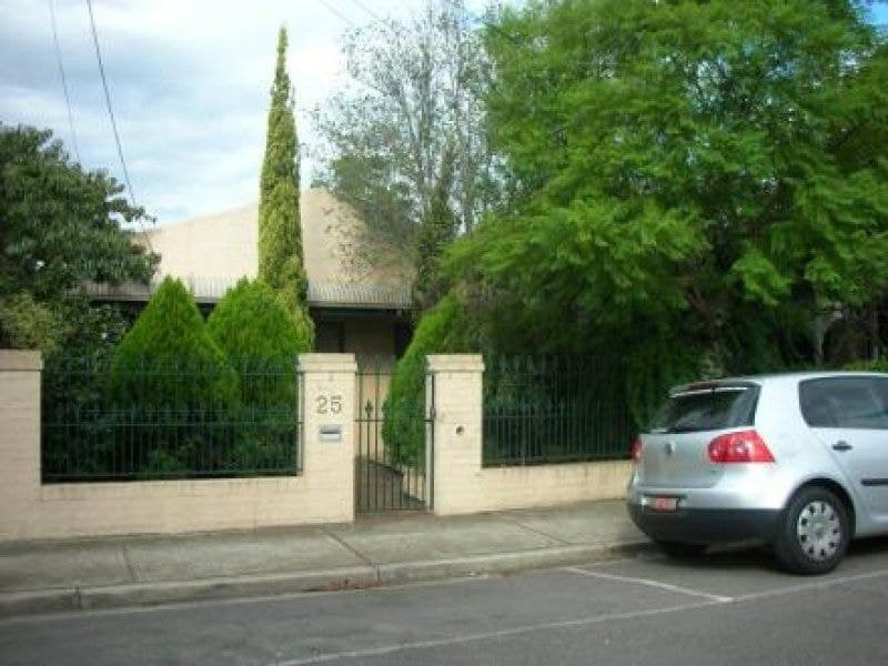 25 Windsor Street Footscray VIC, Footscray - Thumbnail 2