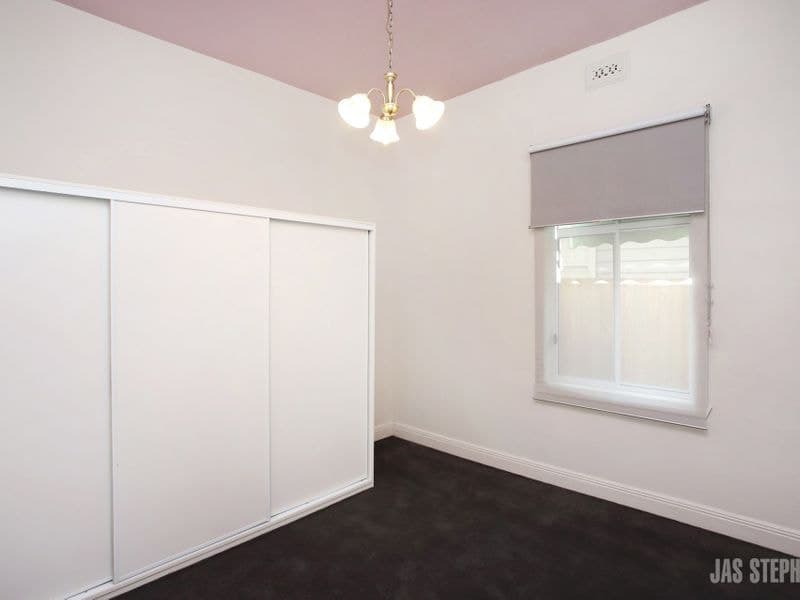 11 Empress Avenue KINGSVILLE VIC, Kingsville - Thumbnail 6