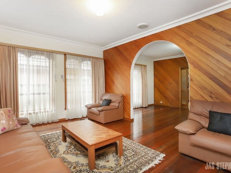 120 Essex Street WEST FOOTSCRAY VIC, West Footscray - Thumbnail 4