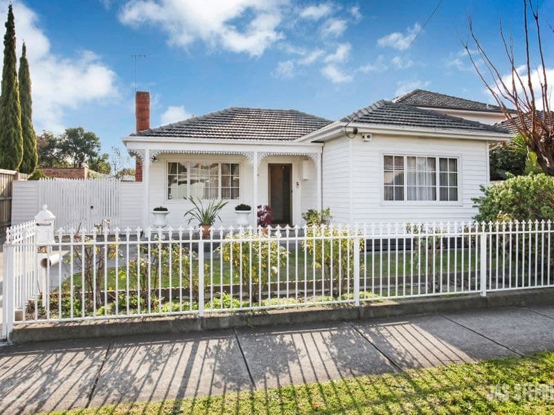 246 Essex Street WEST FOOTSCRAY VIC, West Footscray - Thumbnail 2