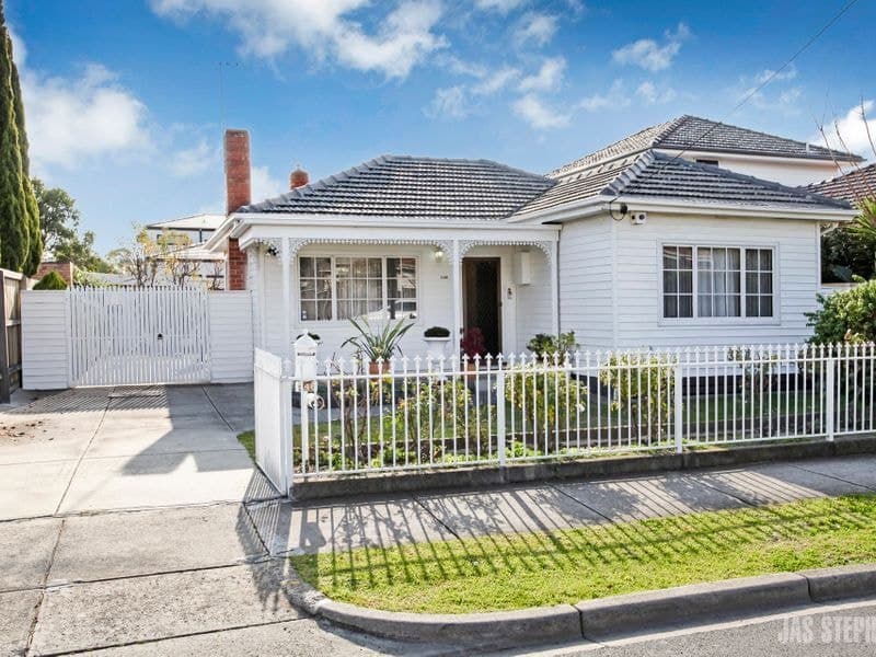 246 Essex Street WEST FOOTSCRAY VIC, West Footscray - Thumbnail 3