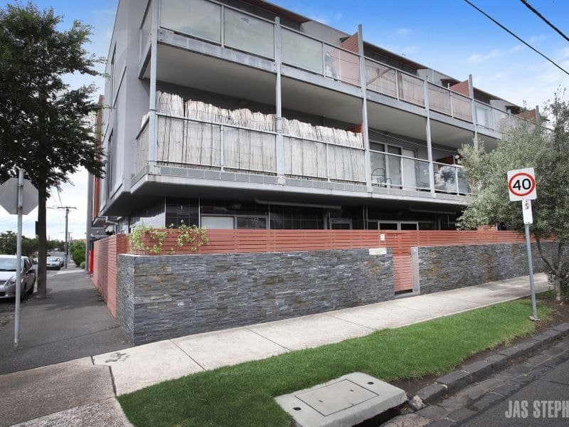 4/13 Essex Street Footscray VIC, Footscray - Thumbnail 2