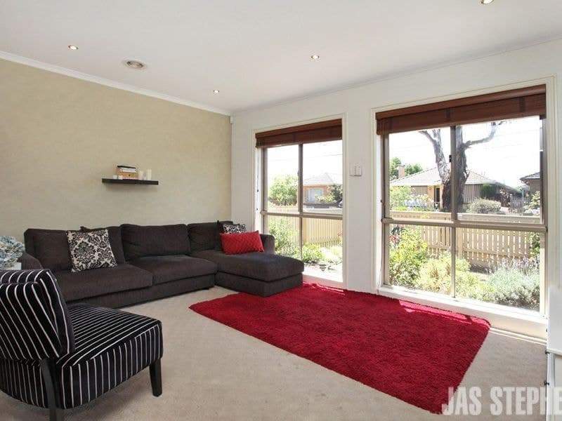 29 Cyclamen Street ALTONA NORTH VIC, Altona North - Thumbnail 4