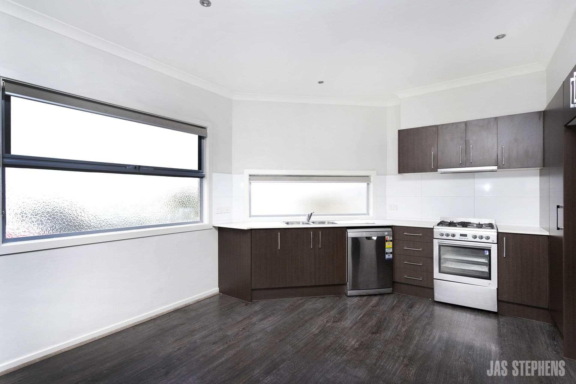2/4 Holland Court Maidstone VIC, Maidstone - Thumbnail 3