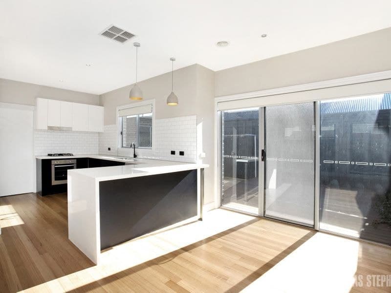 2/8 Monteith Street ALTONA NORTH VIC, Altona North - Thumbnail 7
