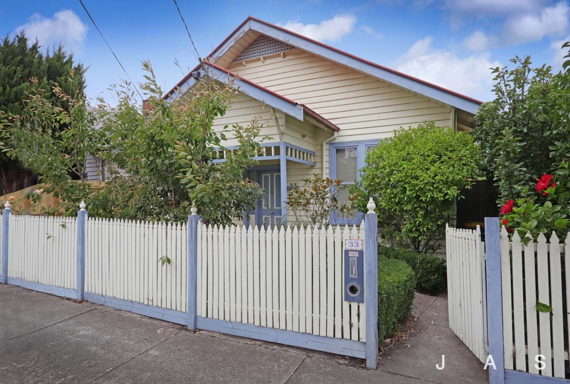 33 Leander Street, Footscray, Footscray - Thumbnail 2