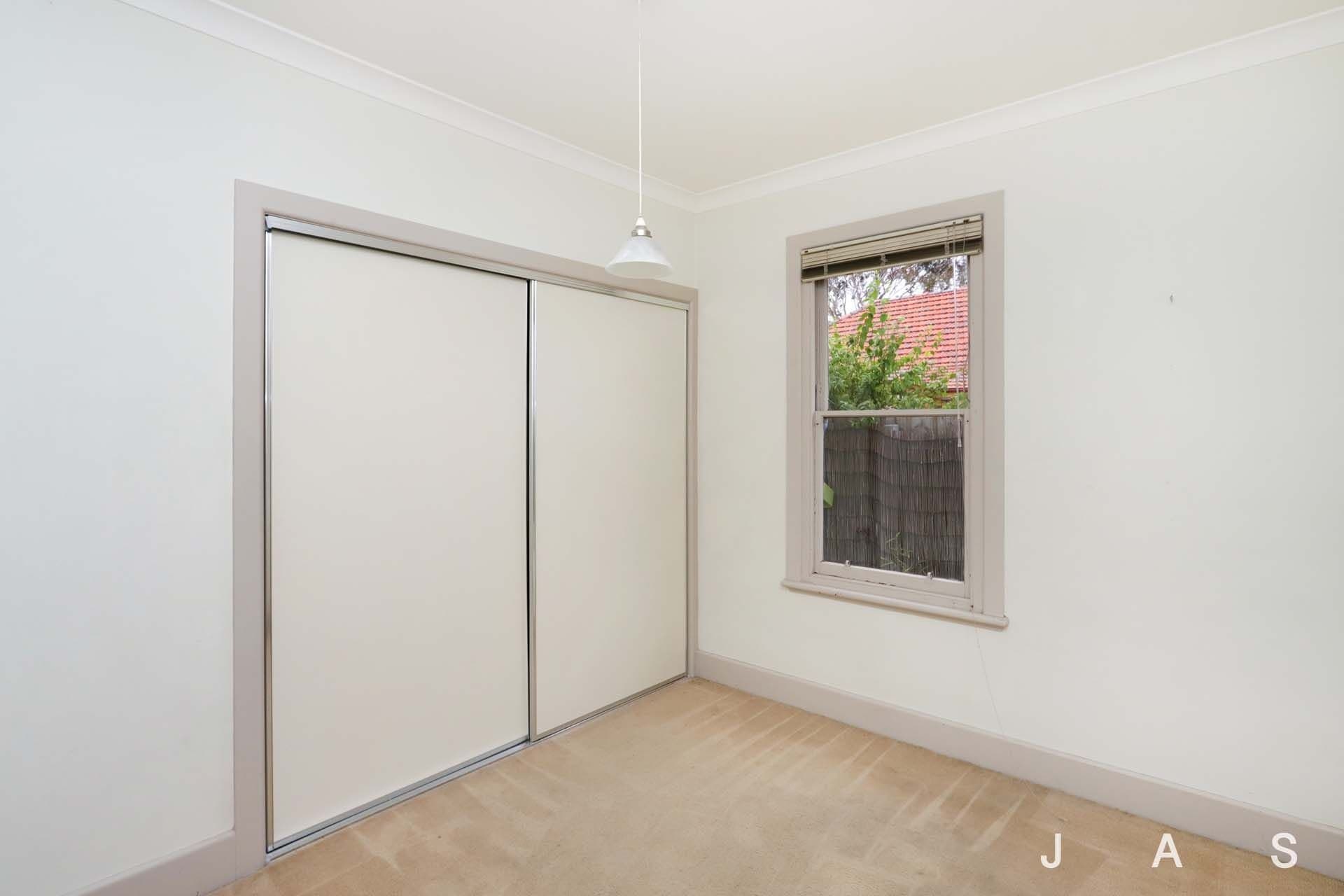 33 Leander Street, Footscray, Footscray - Thumbnail 5