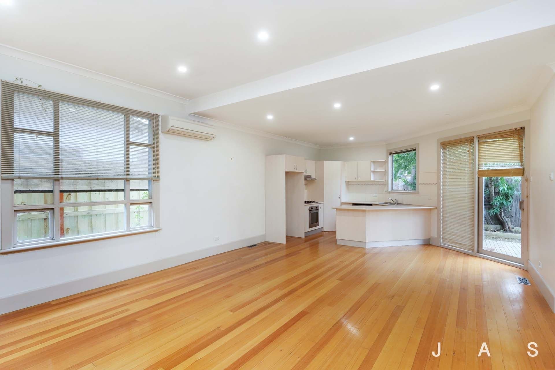 33 Leander Street, Footscray, Footscray - Thumbnail 8