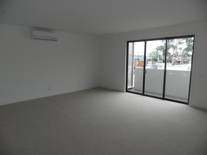 11/20 Hewitt Avenue FOOTSCRAY VIC, Footscray - Image 1