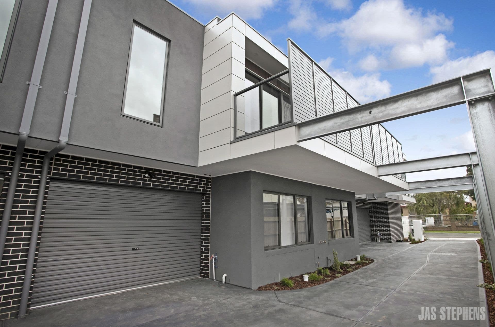 3/4 Garnet Street Sunshine North VIC, Sunshine North - Thumbnail 2