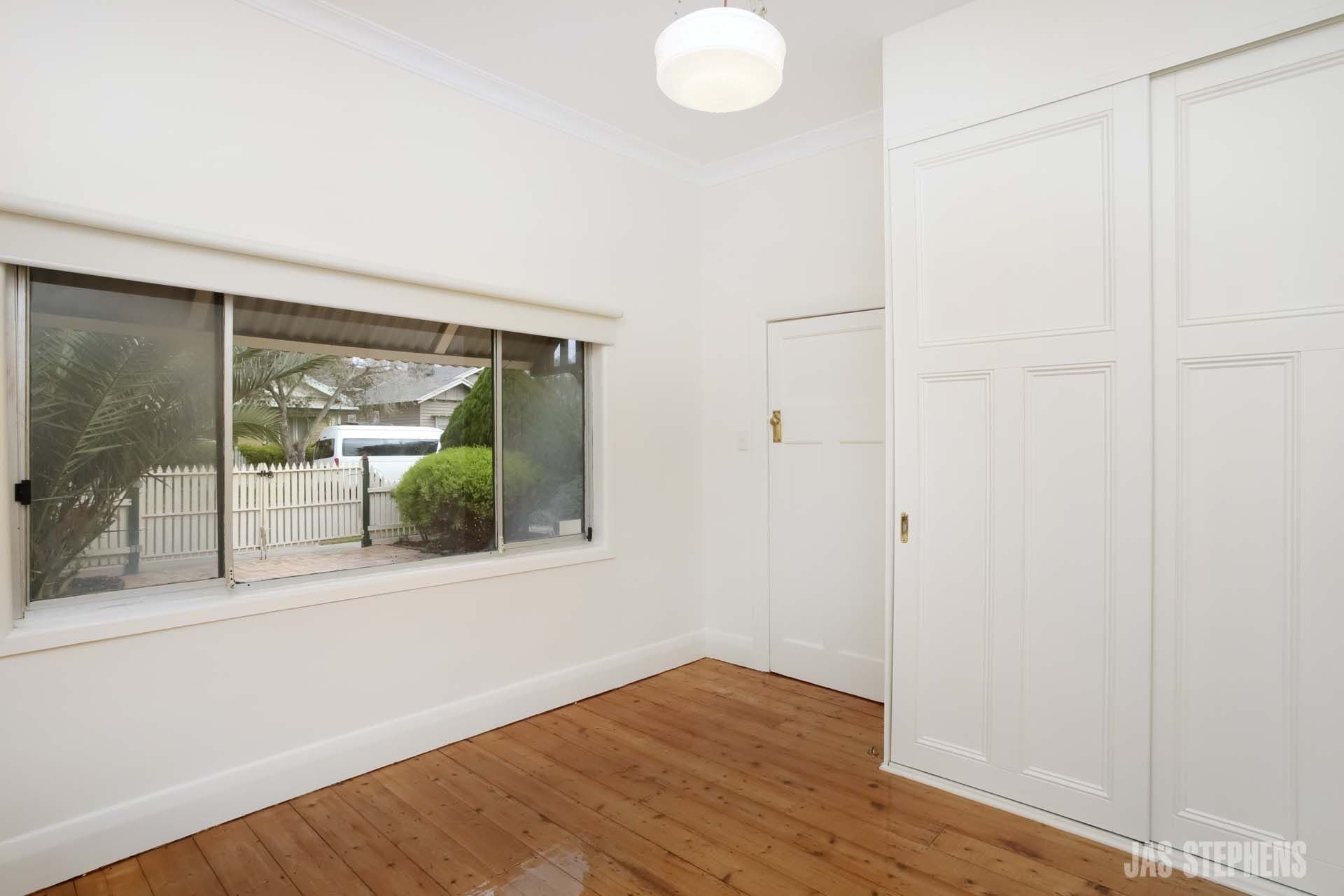 19 First Street West Footscray VIC, West Footscray - Thumbnail 3