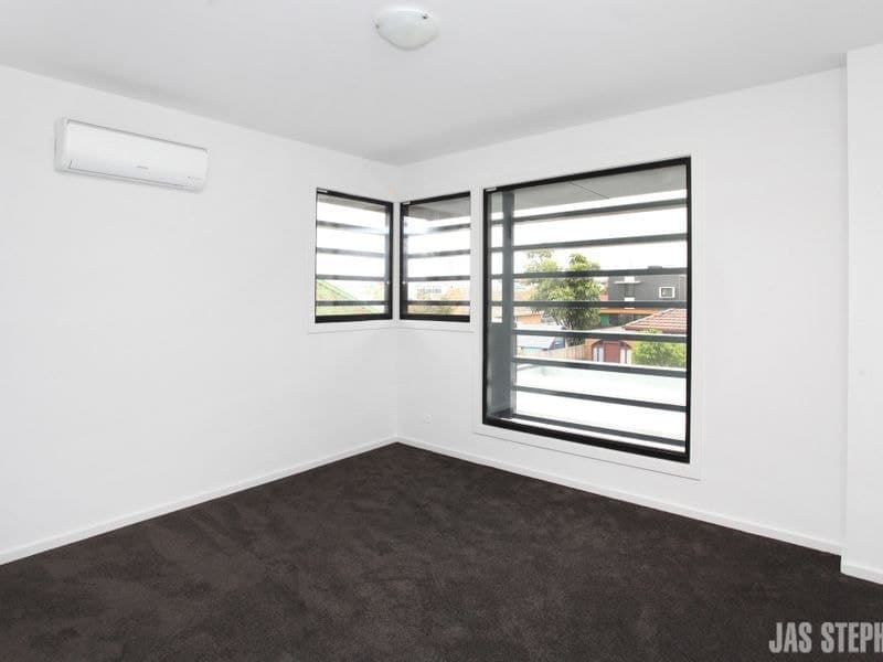 14/66 Wilson Street Yarraville VIC, Yarraville - Thumbnail 5