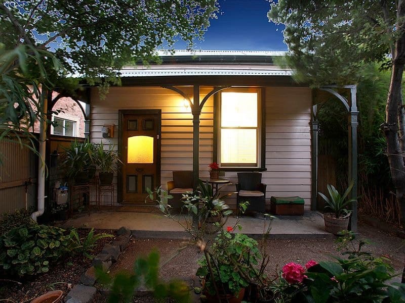 1/106 Cowper Street Footscray VIC, Footscray - Thumbnail 2