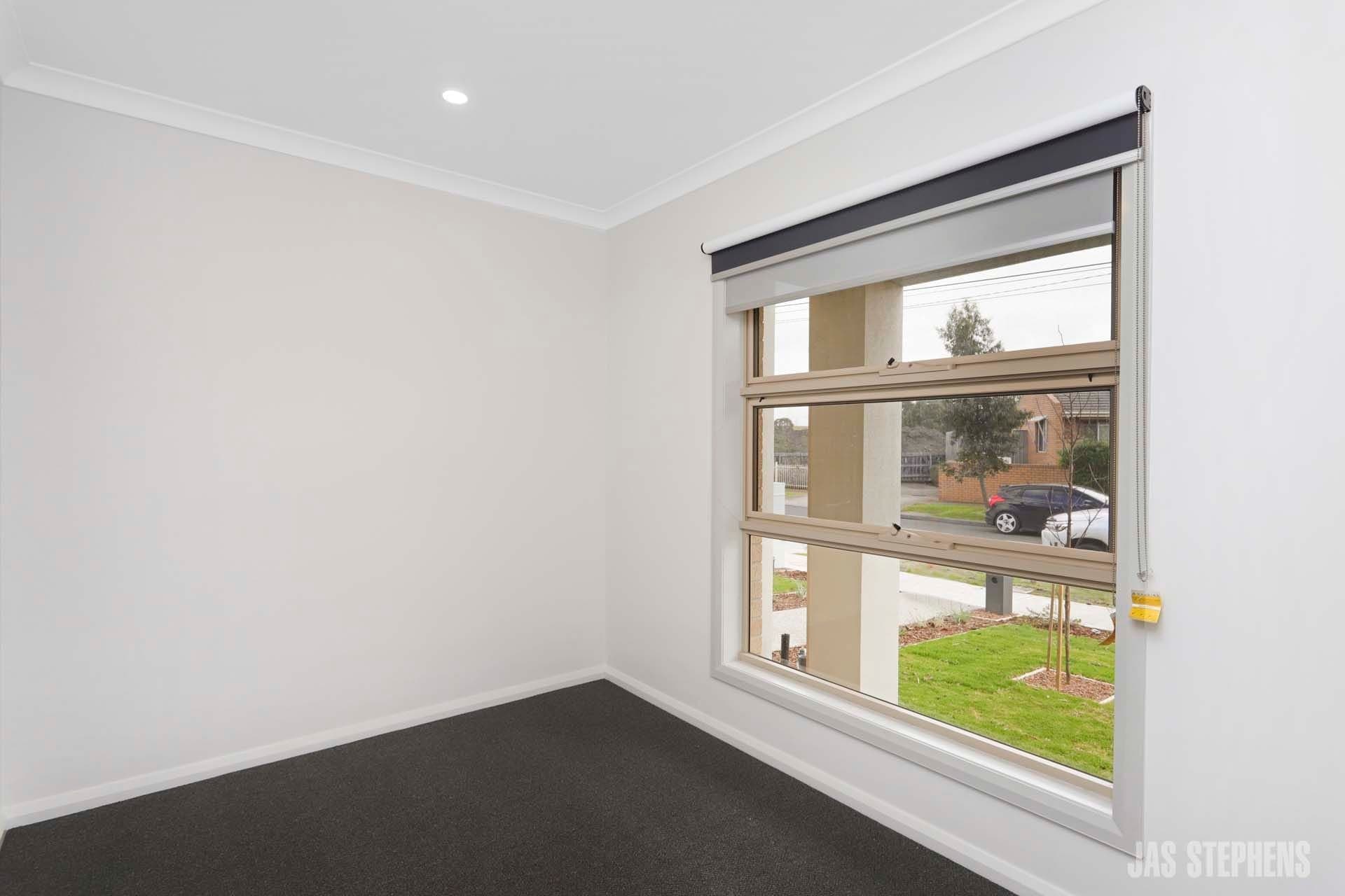 1/4 Camperdown Avenue Sunshine North VIC, Sunshine North - Thumbnail 3