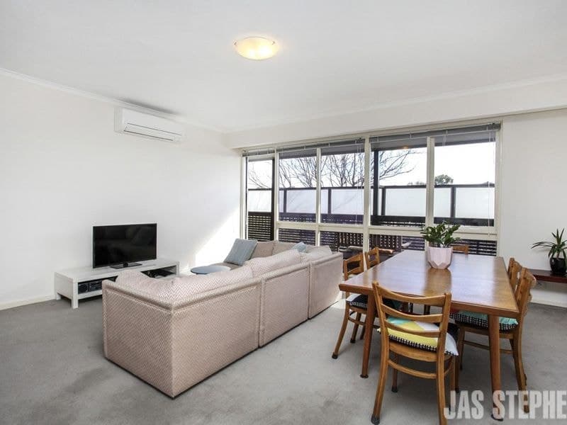 18/40 Stephen Street Yarraville VIC, Yarraville - Thumbnail 2