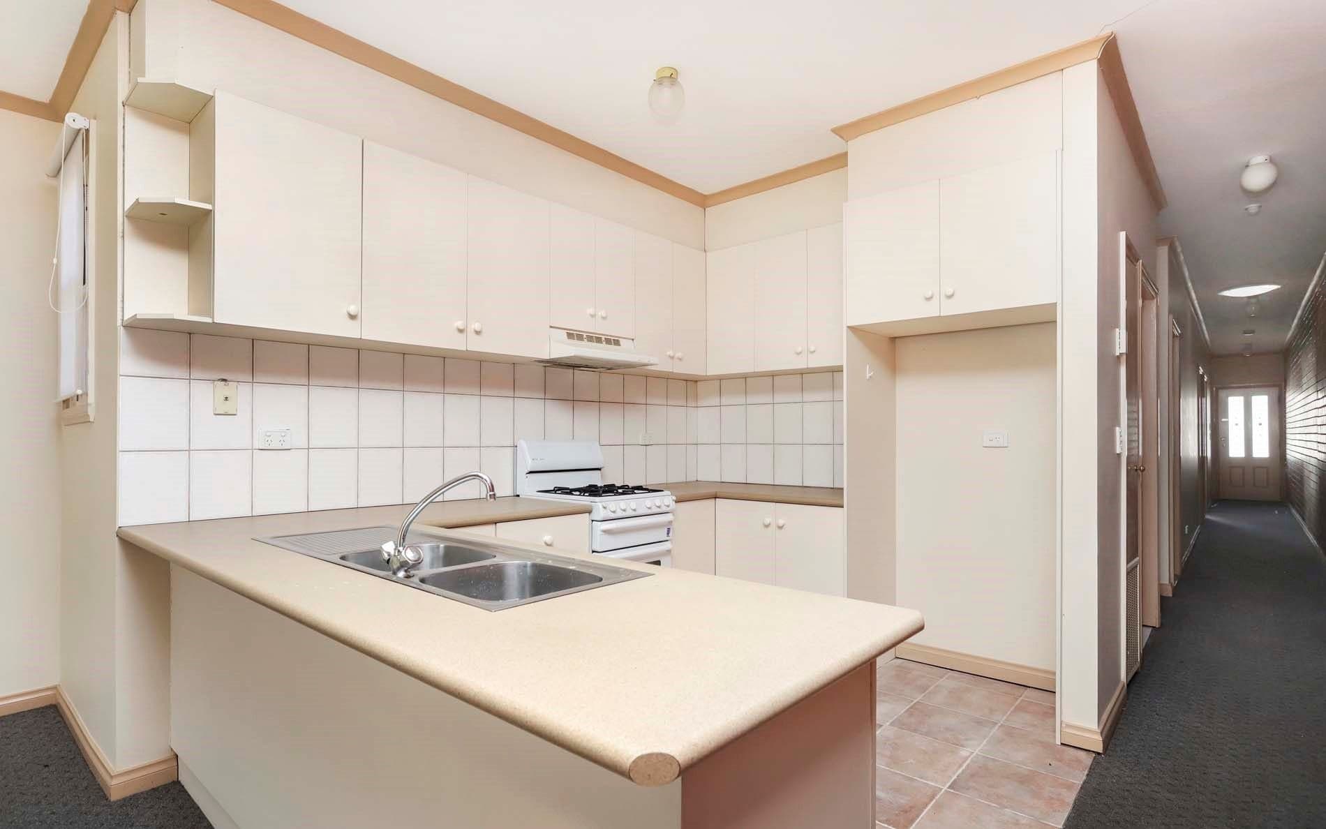 2/4A Austin Crescent East YARRAVILLE VIC, Yarraville - Thumbnail 4