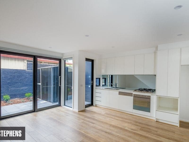 2/25 Somerville Road Yarraville VIC, Yarraville - Thumbnail 3