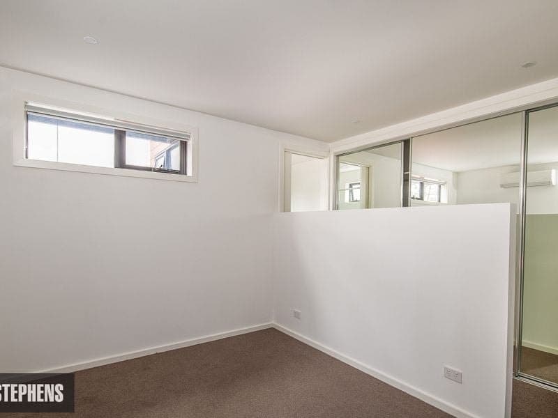 2/25 Somerville Road Yarraville VIC, Yarraville - Thumbnail 4