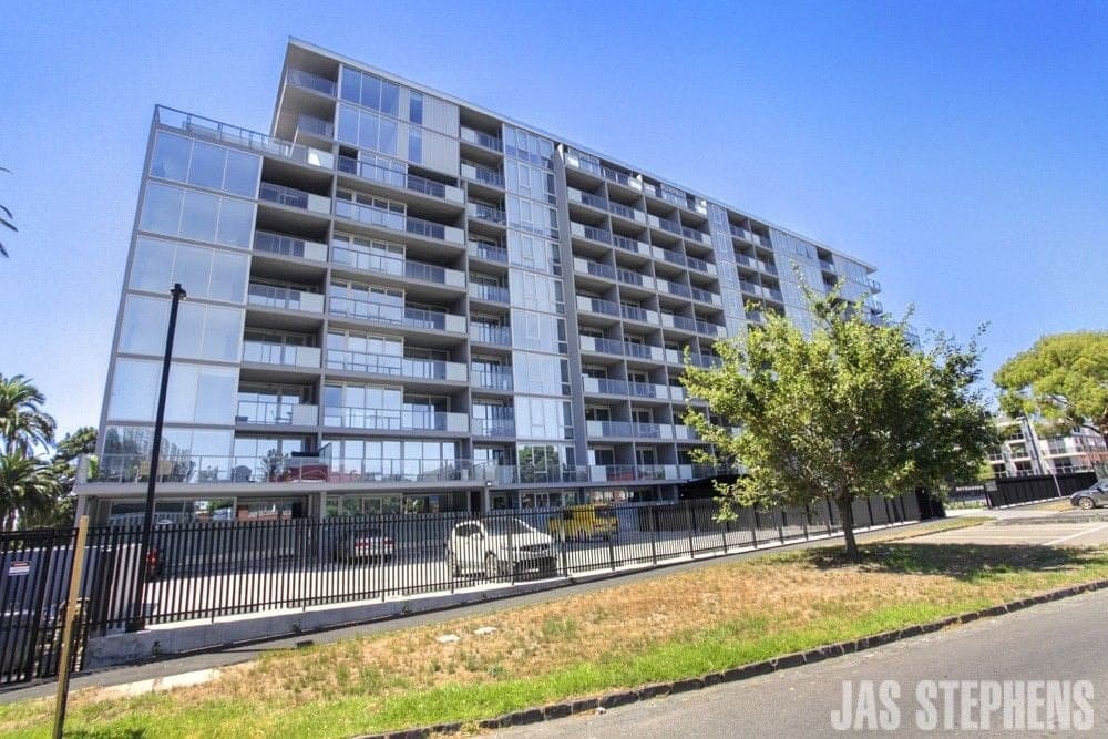 804/1-11 Moreland Street FOOTSCRAY VIC, Footscray - Thumbnail 2