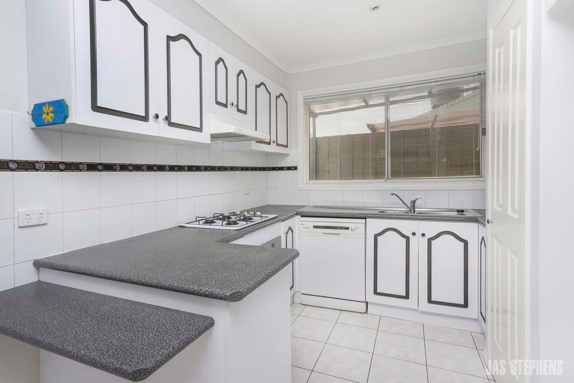 3 Austin Crescent East YARRAVILLE VIC, Yarraville - Thumbnail 3
